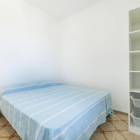 Appartement Bilo 2-4 *